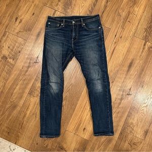 LEVI’S 512 Slim Taper Jeans — 29 / 30